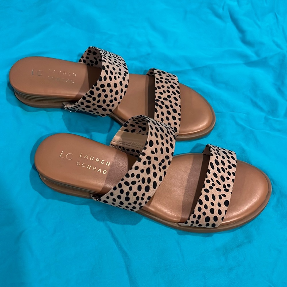 LC Lauren Conrad Leopard Slide Sandals size 6.5